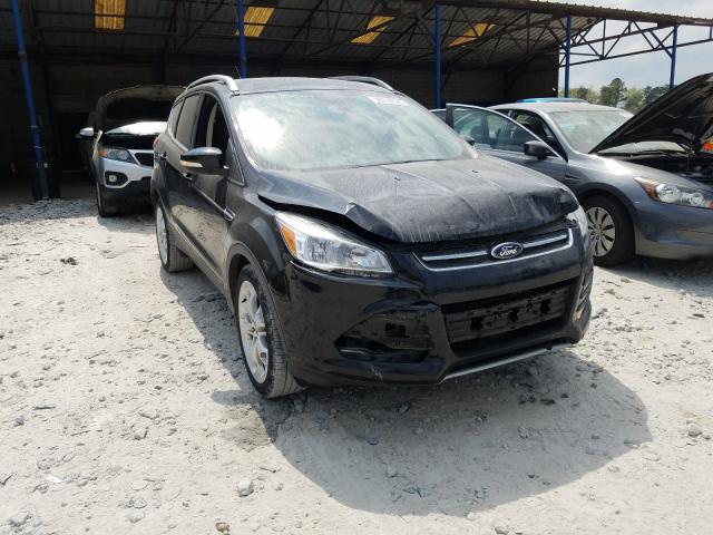 Ford Escape tit (2016)