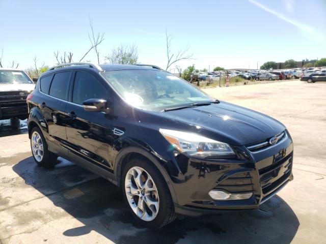 Ford Escape tit (2016)