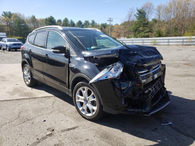 Ford Escape tit (2016)