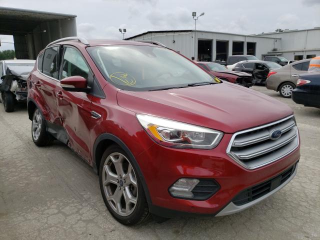 Ford Escape tit (2017)