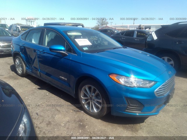 Ford Fusion hybrid (2019)