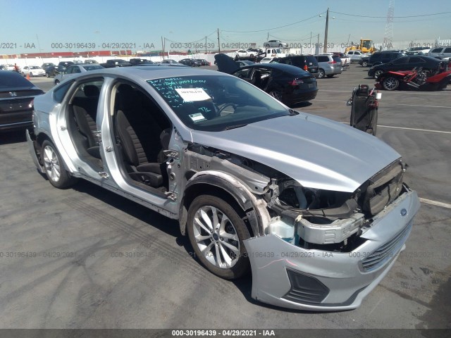 Ford Fusion hybrid (2019)