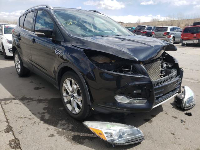 Ford Escape tit (2014)