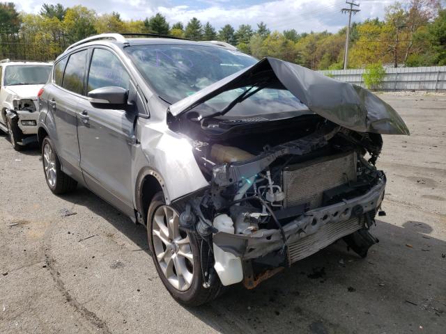 Ford Escape tit (2014)