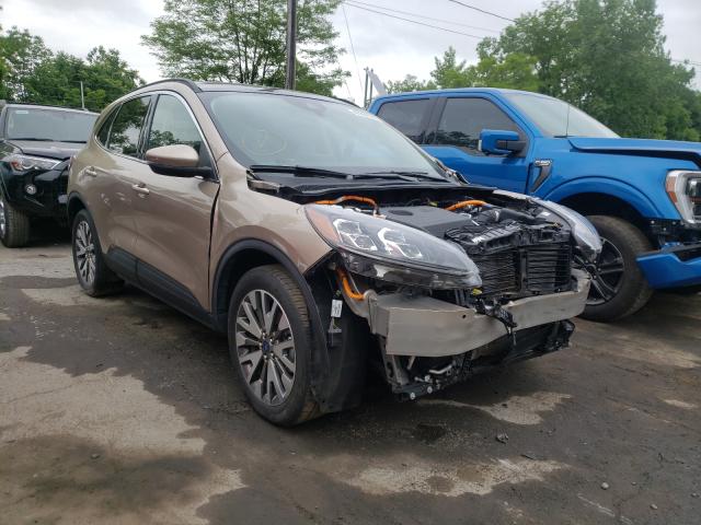 Ford Escape tit (2020)