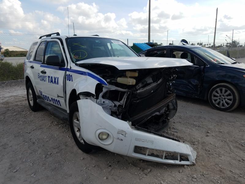 Ford Escape hyb (2011)
