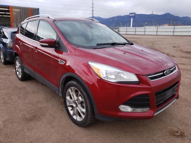 Ford Escape tit (2014)