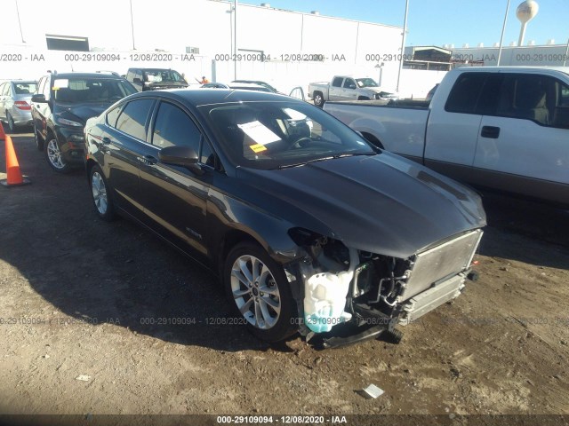 Ford Fusion hybrid (2019)