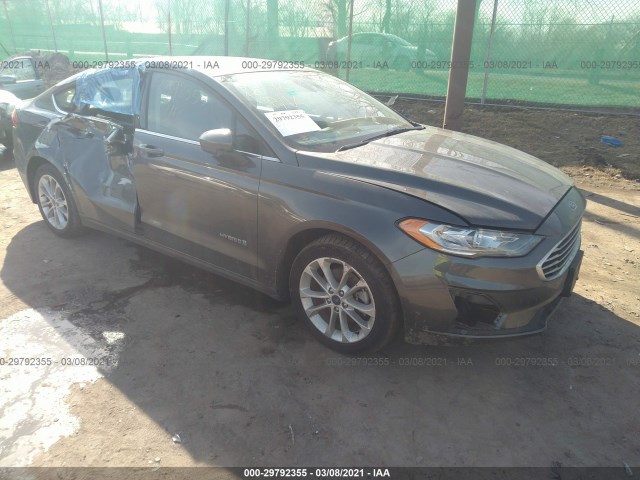 Ford Fusion hybrid (2019)