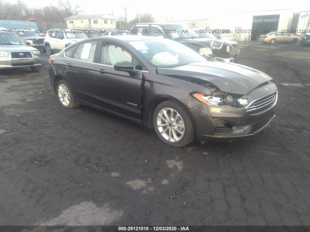 Ford Fusion hybrid (2019)