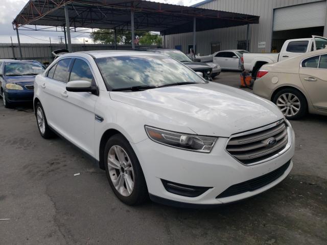 Ford Taurus sel (2015)