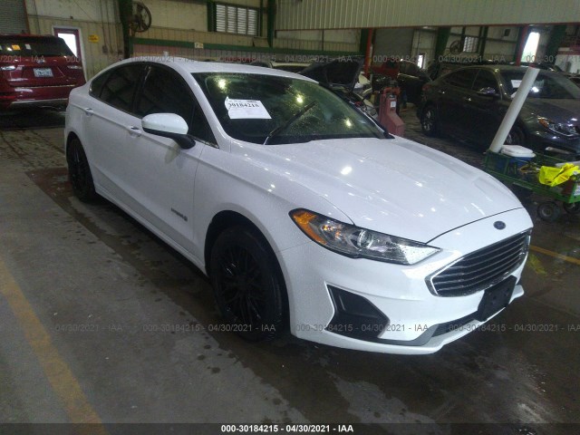 Ford Fusion hybrid (2019)