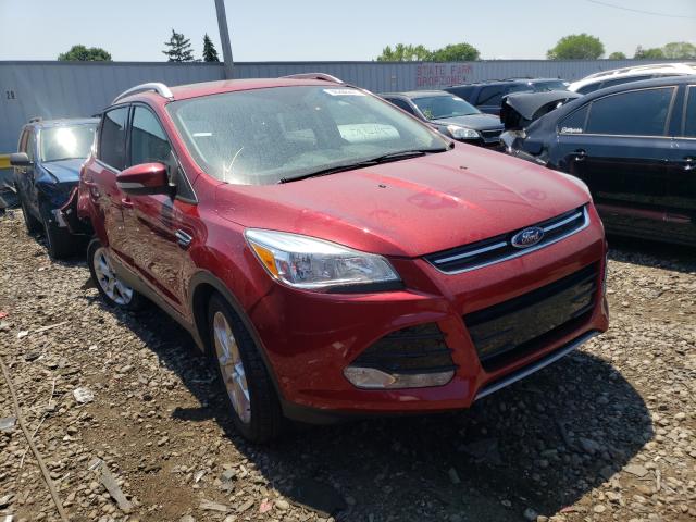 Ford Escape tit (2016)