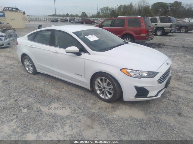 Ford Fusion hybrid (2019)