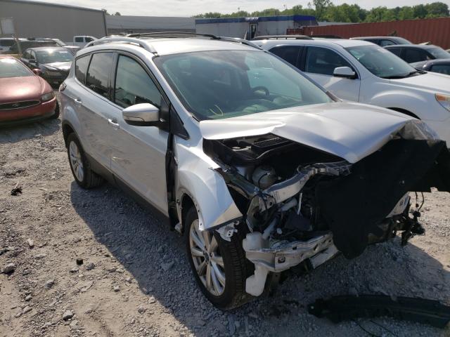 Ford Escape tit (2017)