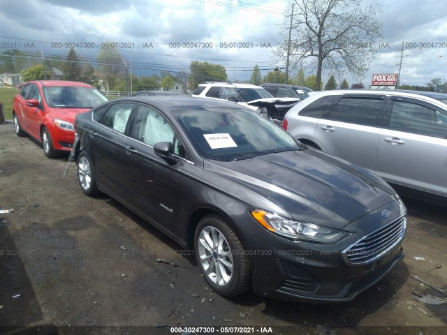 Ford Fusion hybrid (2019)