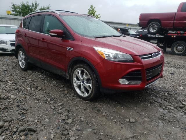 Ford Escape tit (2013)