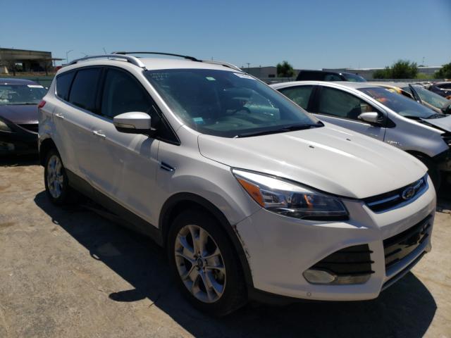 Ford Escape tit (2014)