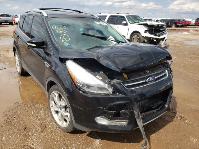 Ford Escape tit (2016)