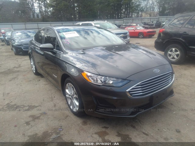 Ford Fusion hybrid (2019)