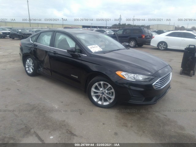 Ford Fusion hybrid (2019)