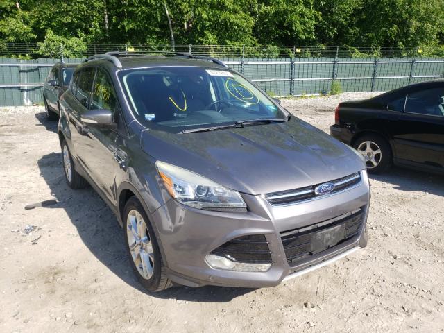 Ford Escape tit (2014)