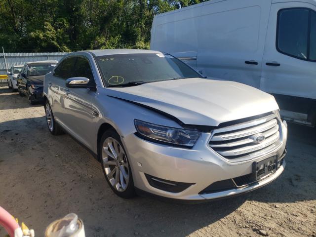 Ford Taurus lim (2015)