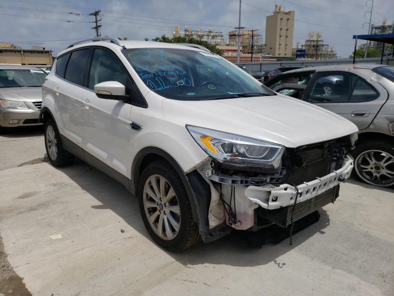 Ford Escape tit (2017)
