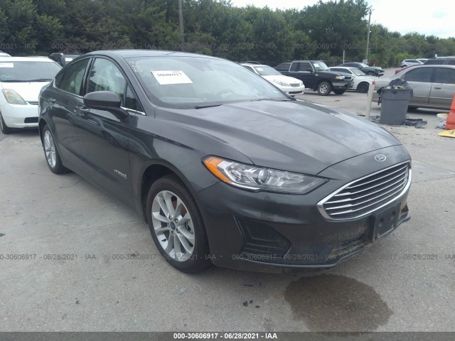 Ford Fusion hybrid (2019)