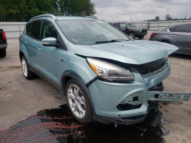 Ford Escape tit (2013)
