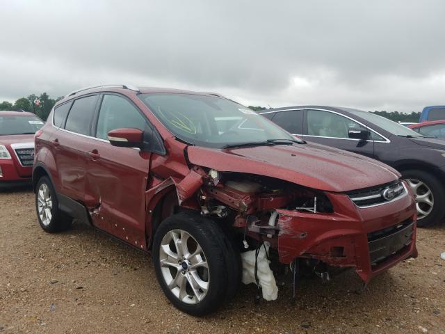 Ford Escape tit (2014)