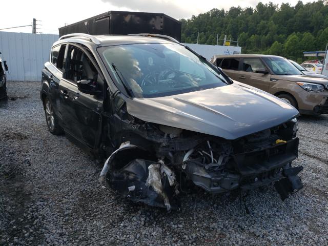 Ford Escape tit (2017)