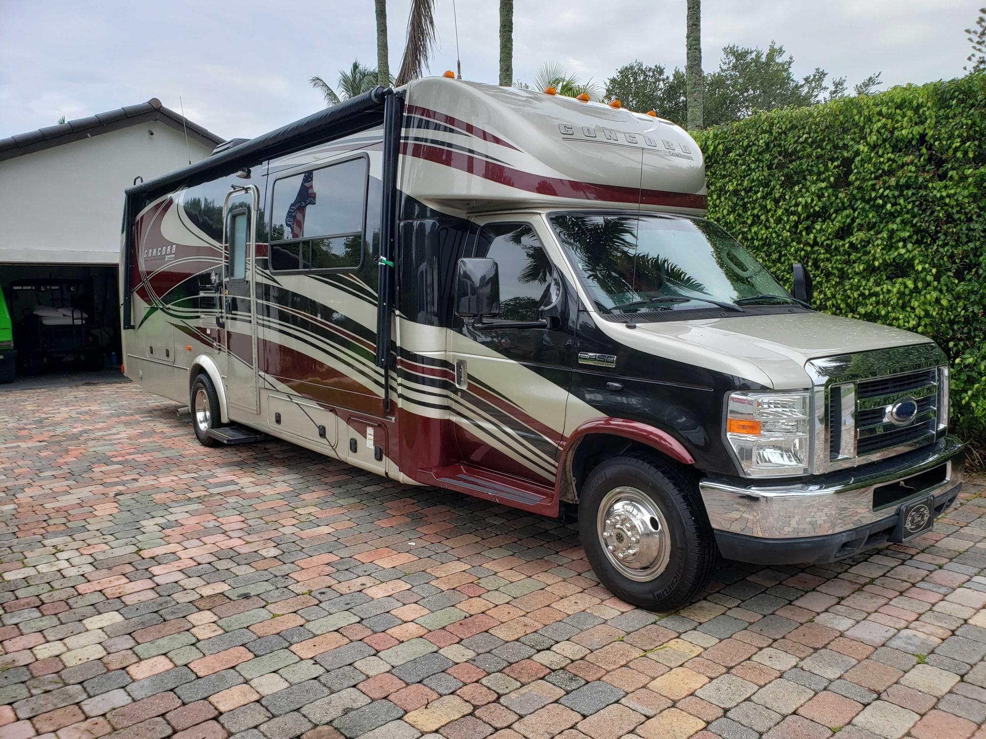 Ford Econoline (2012)