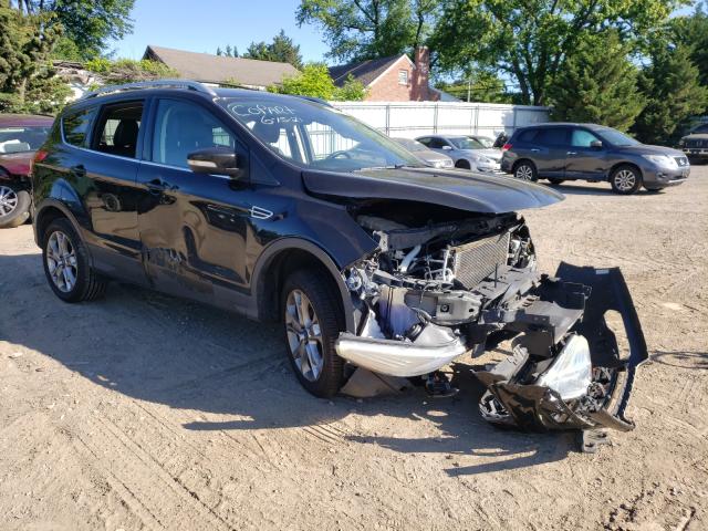 Ford Escape tit (2014)