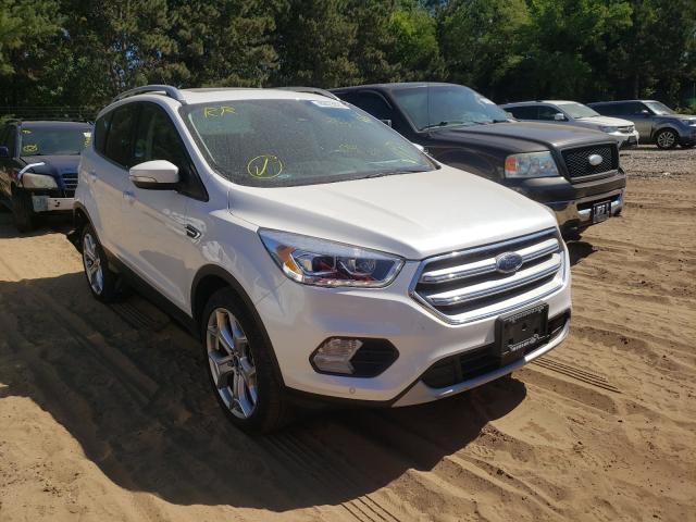 Ford Escape tit (2019)