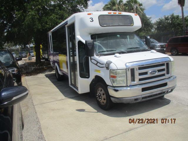 Ford Econoline (2010)