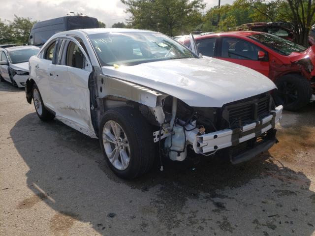Ford Taurus se (2018)