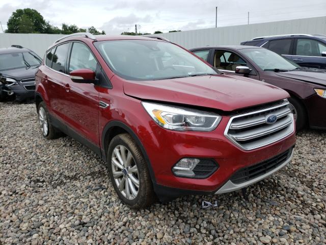 Ford Escape tit (2017)