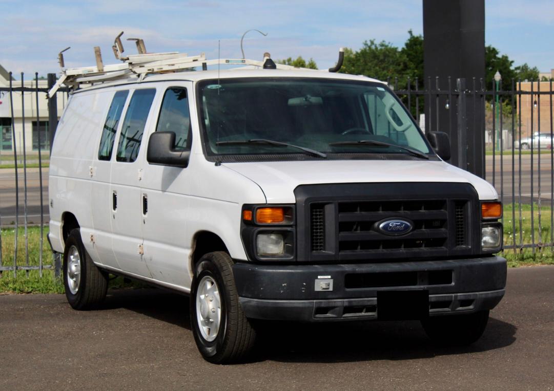 Ford Econoline (2010)
