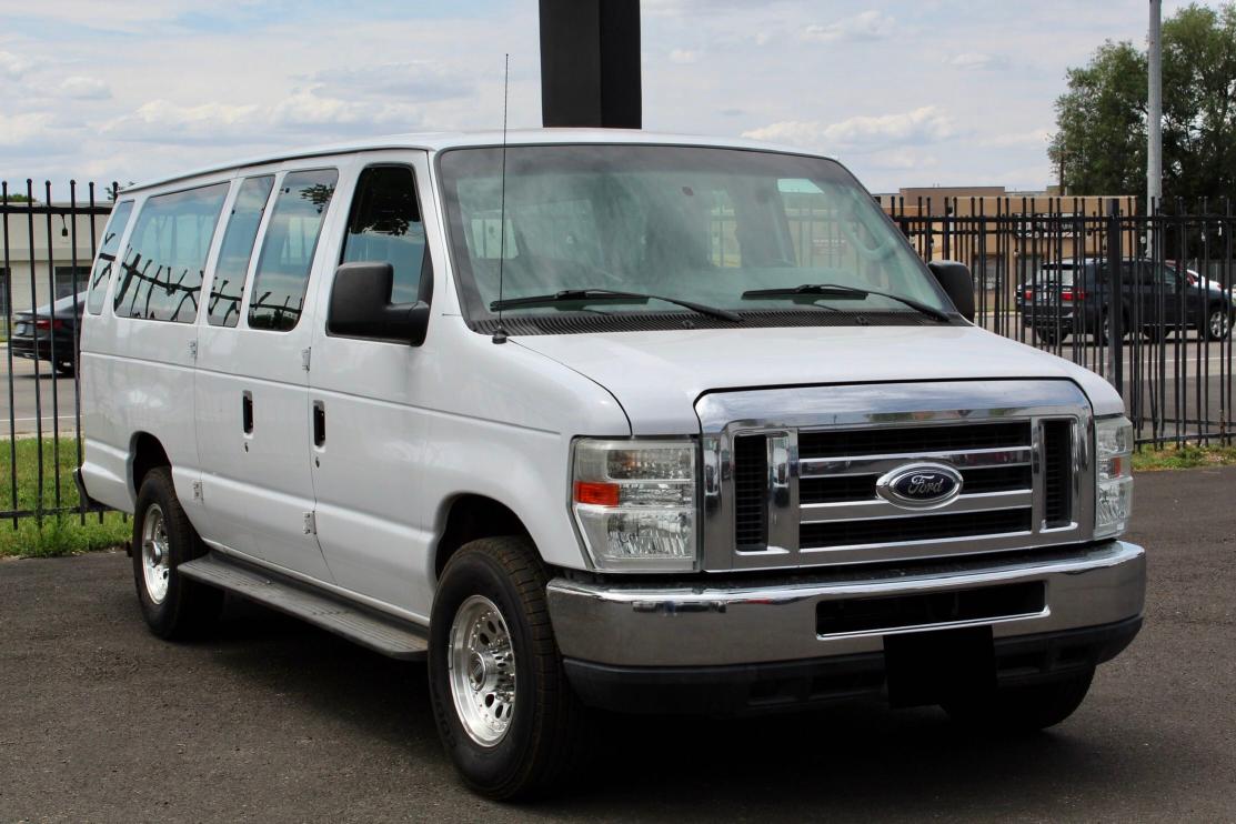 Ford Econoline (2012)