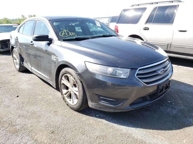 Ford Taurus sel (2015)