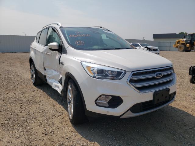 Ford Escape tit (2017)