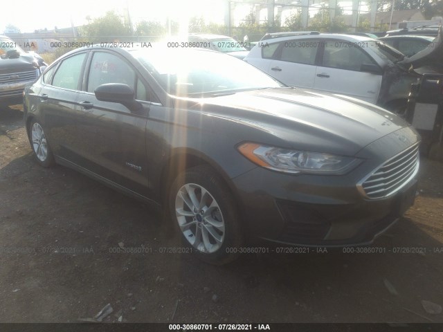 Ford Fusion hybrid (2019)
