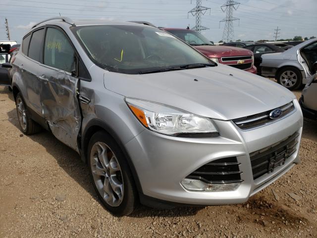 Ford Escape tit (2014)