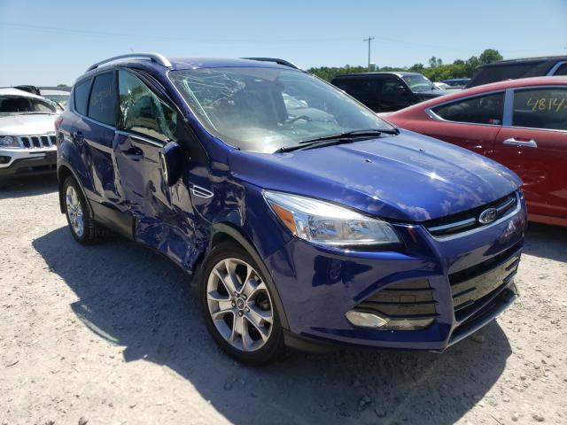 Ford Escape tit (2016)