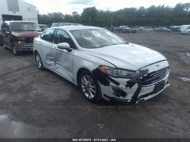 Ford Fusion hybrid (2019)