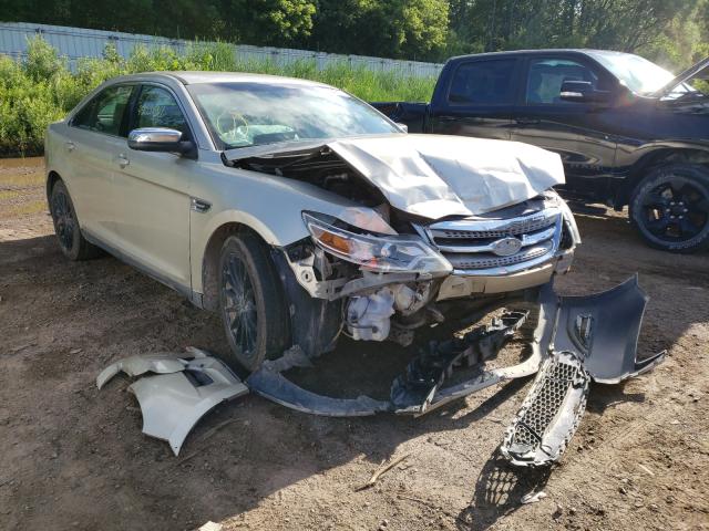 Ford Taurus lim (2010)