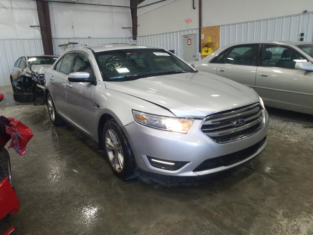 Ford Taurus sel (2013)