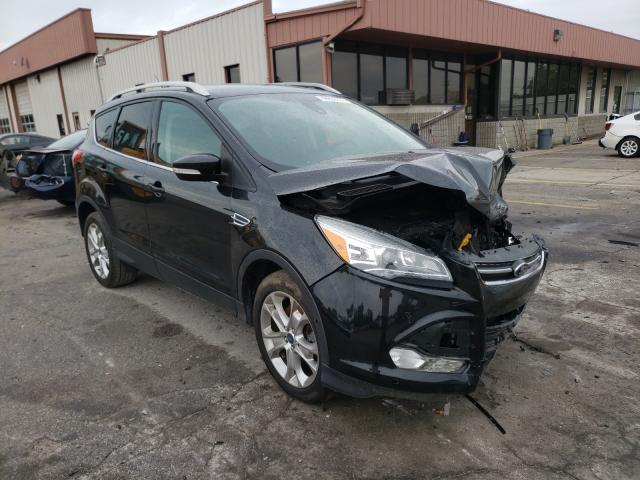 Ford Escape tit (2014)