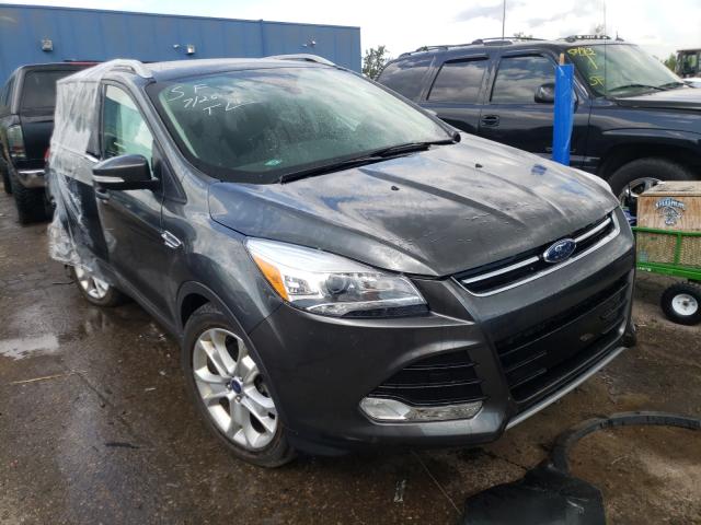 Ford Escape tit (2016)